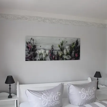 شقة Haus Rosengarten ميديلهاغن