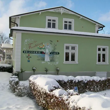 Haus Rosengarten Middelhagen