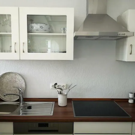 Haus Rosengarten ميديلهاغن