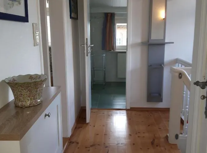 Haus Rosengarten Миддельхаген