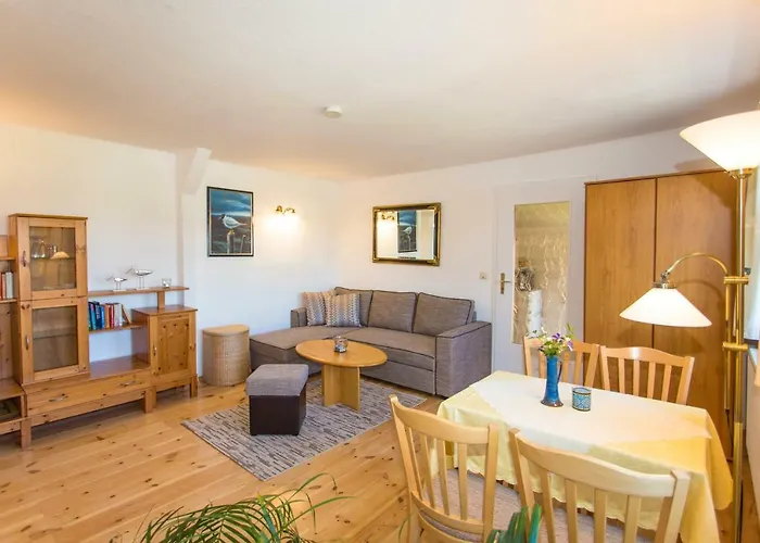 Haus Rosengarten Апартаменты *